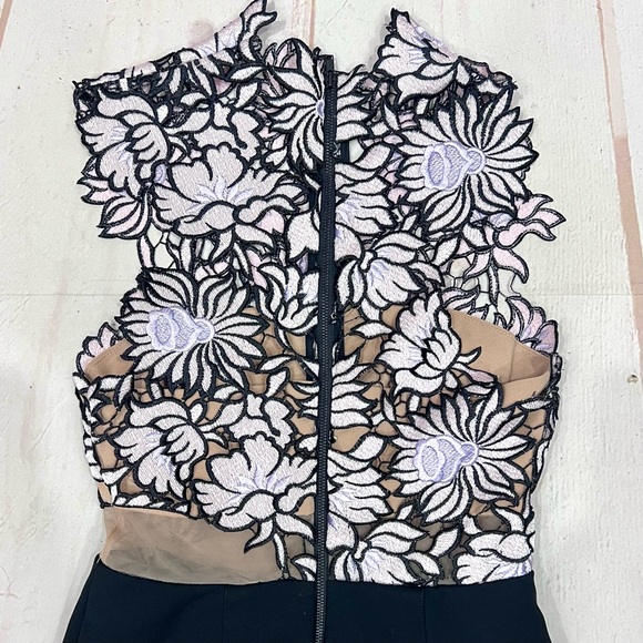 Self Portrait Lilac Guipure Floral Lace Sleeveless Jumpsuit - Picture 5 of 16